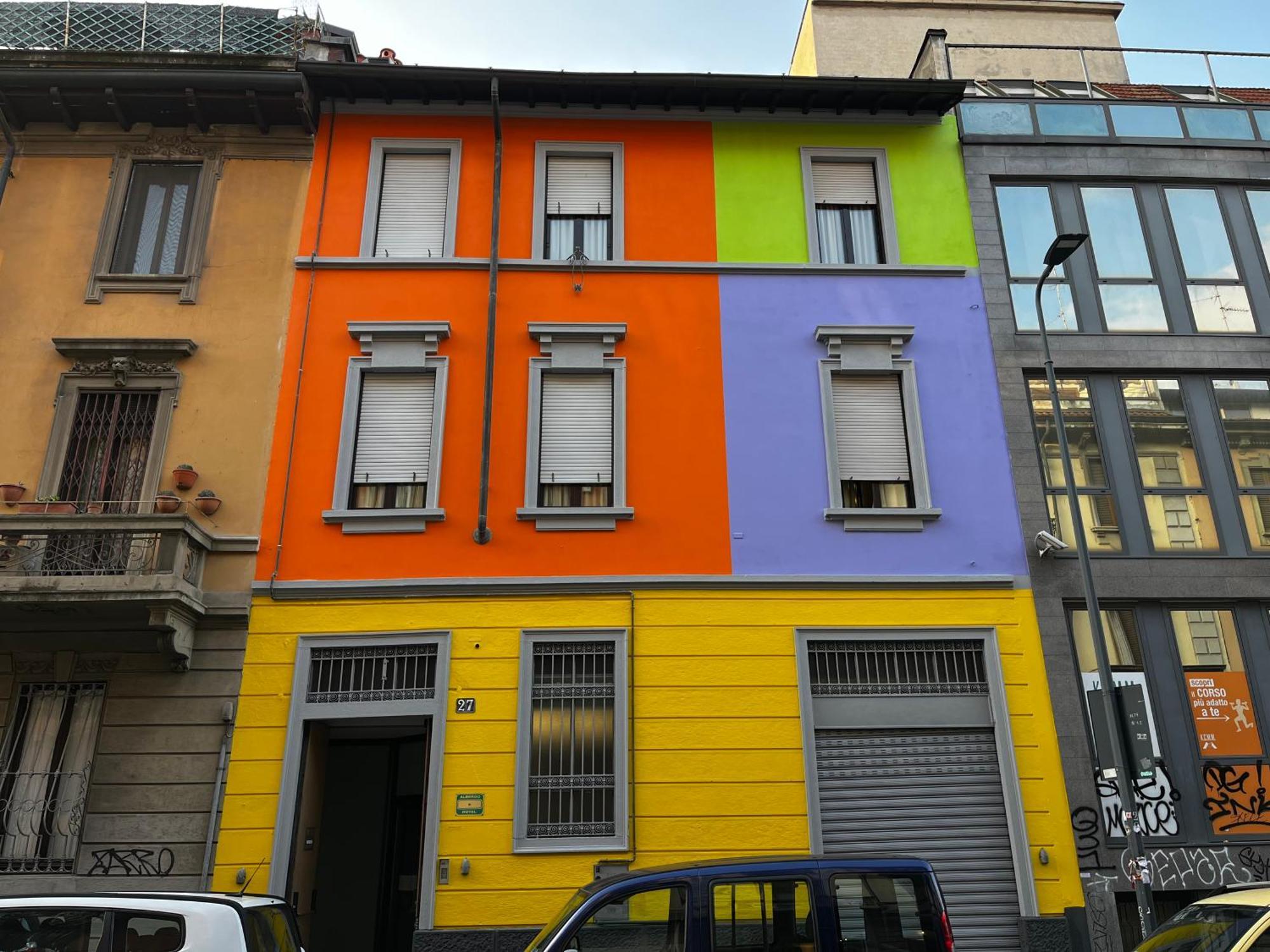 Hotel Nettuno, Milan